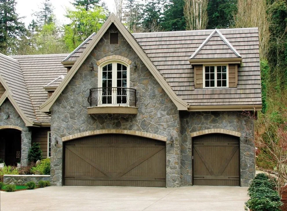 Timber Garage Entryways by Wayne Dalton Garage Doors - Photo 5