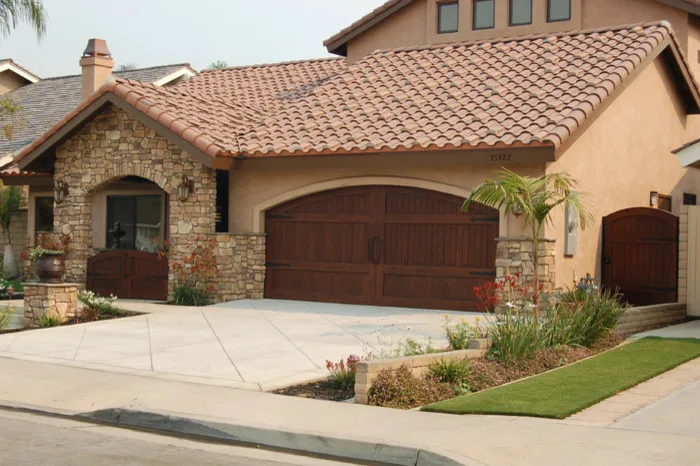 Timeless Timber: Personalized Garage Doors by Garage Doors Unlimited - Photo 11
