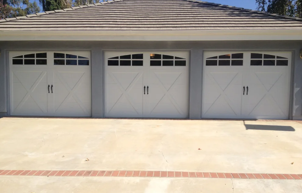 Art Showcase by Lloyd Copelan Garage Doors - Photo 8