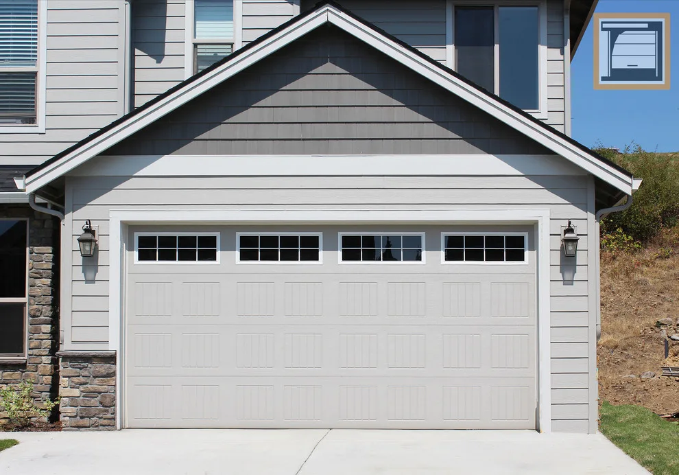Zoom Garage Doors - Photo 3