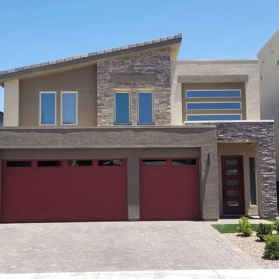 Infinity Garage Door - Photo 14
