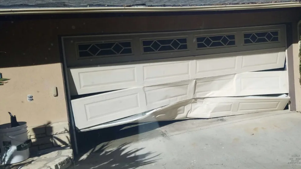 LA Garage Doors Repair - Photo 9