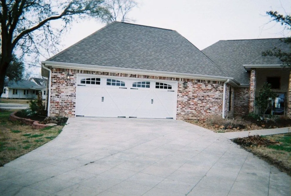 Action Overhead Door - Photo 7
