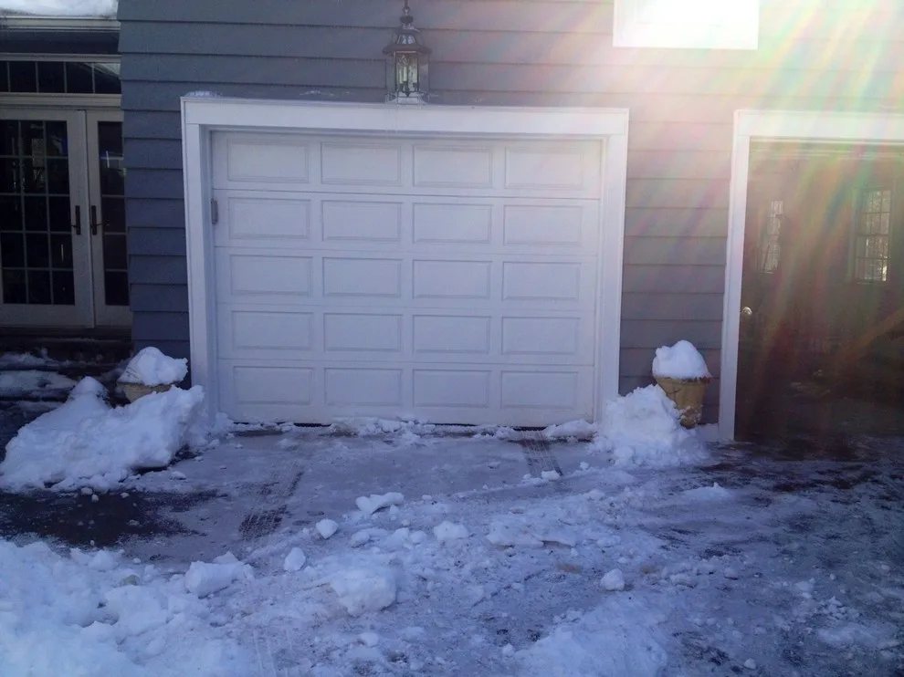 Design Garage Doors - Photo 2