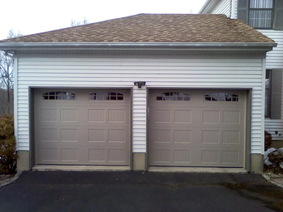 Amarr Selected Designer by Design Garage Doors - Photo 4