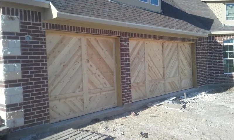L&H Custom Garage Doors - Photo 4