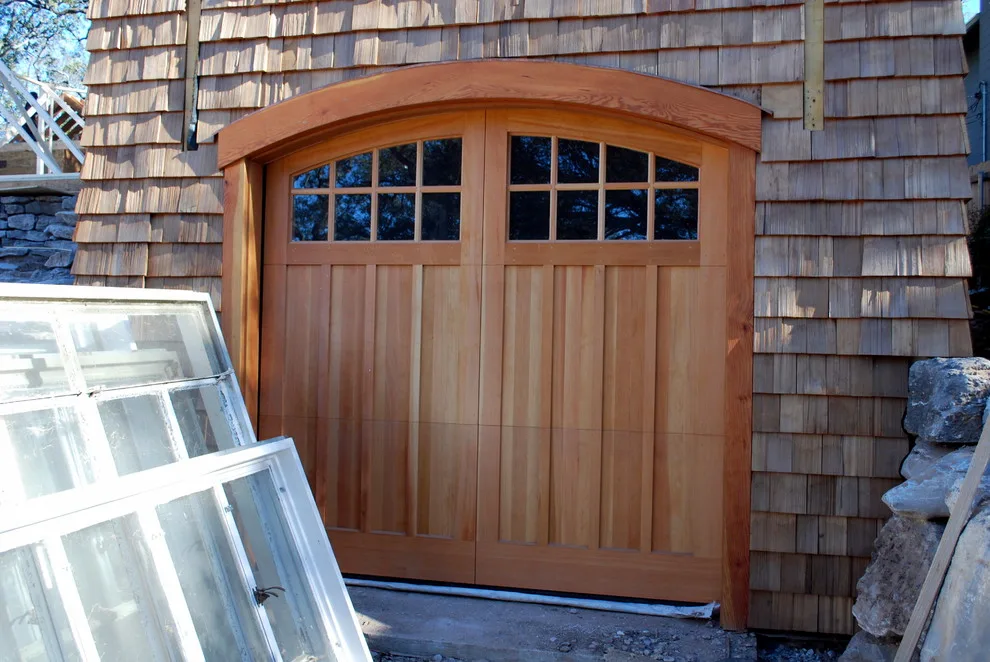 Austin TX - A local cottage by Cowart Door Systems - Photo 2