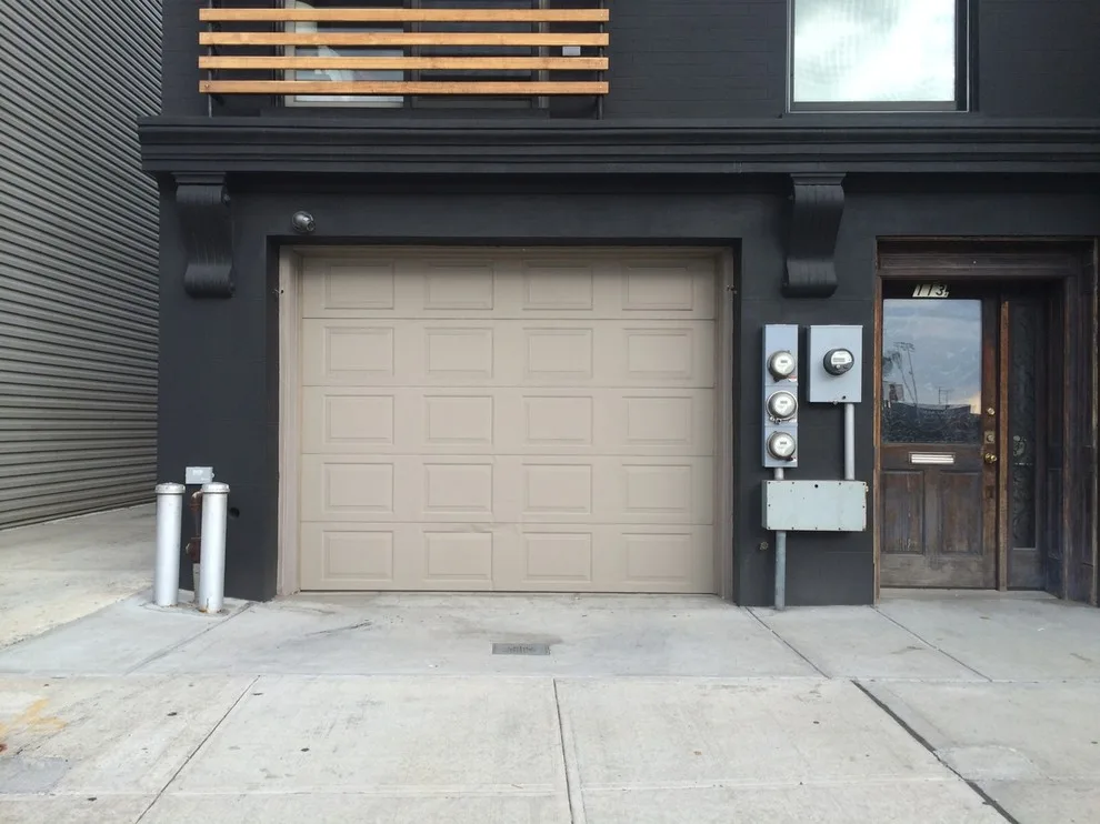 Design Garage Doors - Photo 12