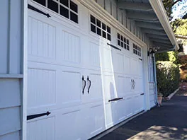 Plum Lift A Door - Photo 9