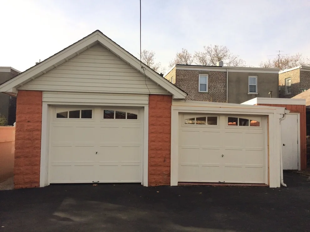 HAAS 660 Carriage House Panel Setup by Design Garage Doors - Photo 3