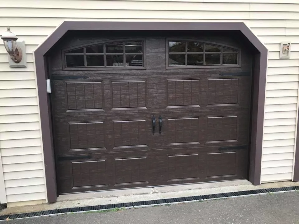 Thomas Garage Doors - Photo 4