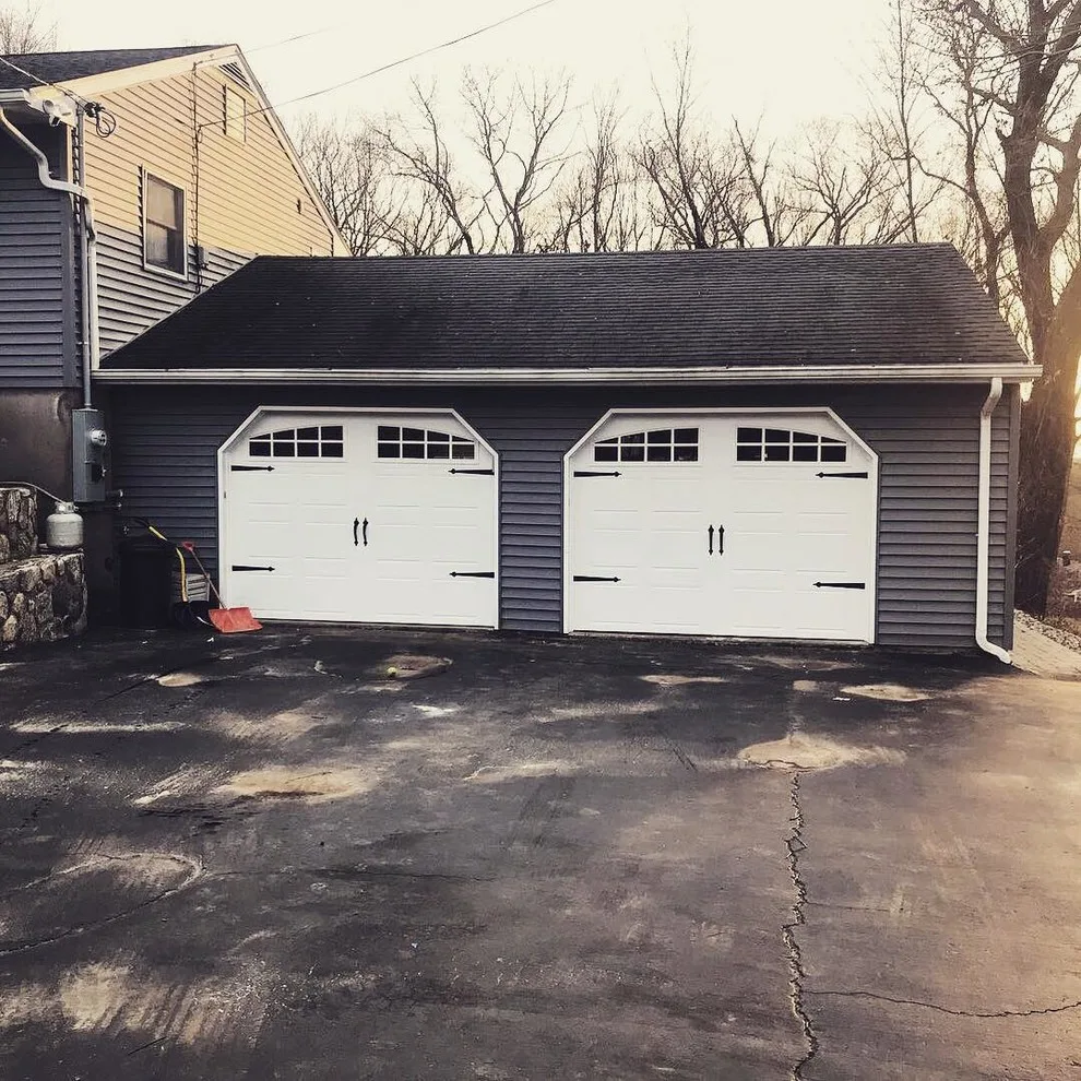 Thomas Garage Doors - Photo 12