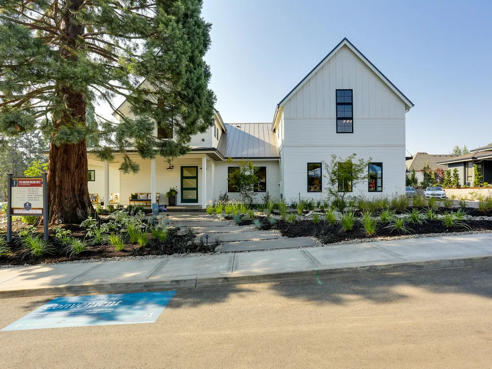 The Oregon Vision 2017 by Stone Bridge Homes NW by Clopay - Photo 3
