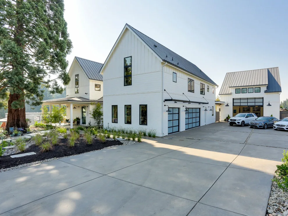 The Oregon Vision 2017 by Stone Bridge Homes NW by Clopay - Photo 5