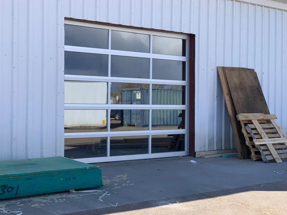 Jeanne's Garage Doors - Photo 10