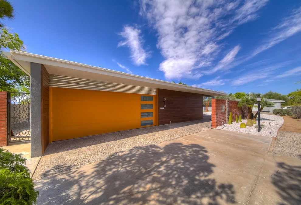 1966 Ranch Makeover in Mid-Century Modern Style by Clopay - Photo 3
