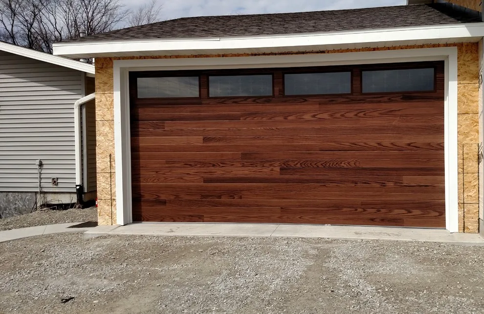 Woodtone Accent by Sholes Overhead Door Inc - Photo 18