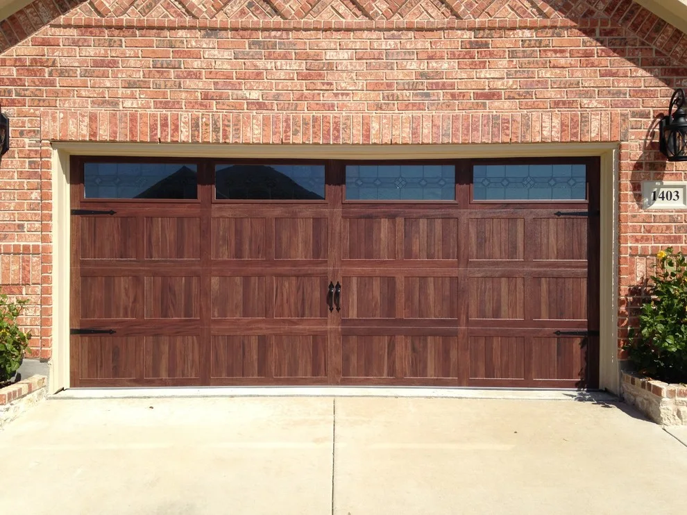 Woodtone Accent by Sholes Overhead Door Inc - Photo 6