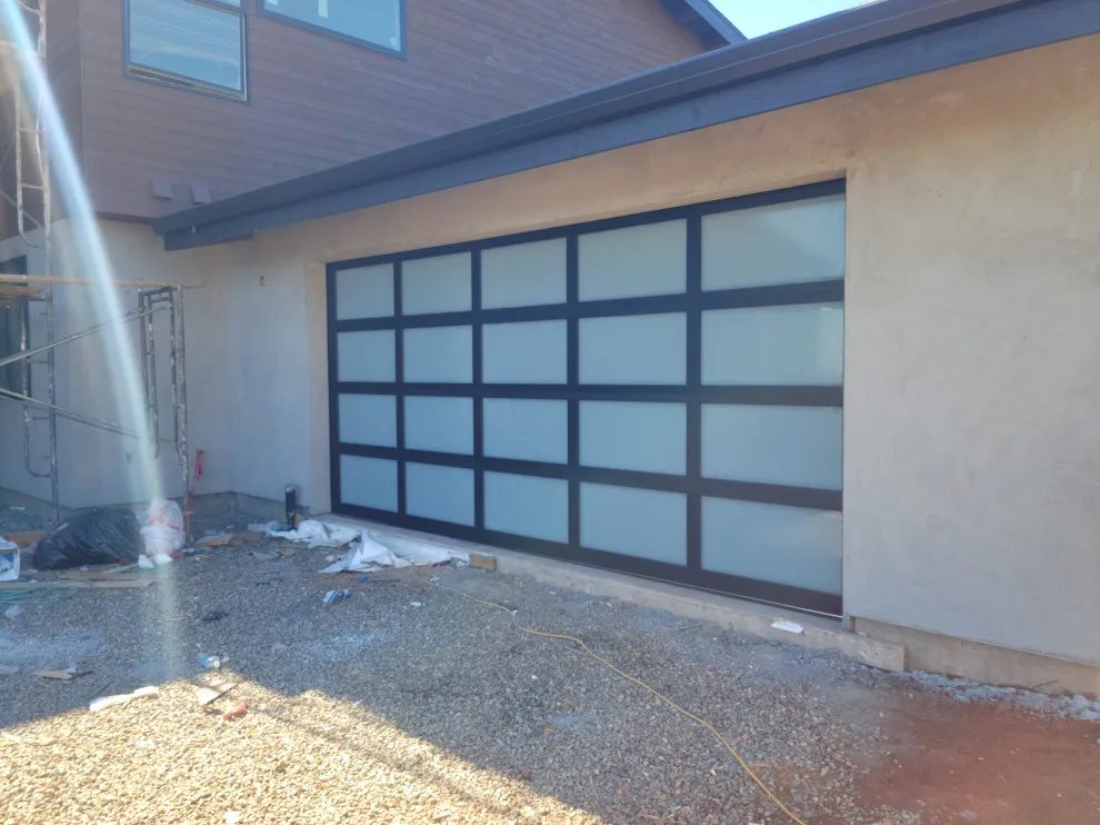 Avant-garde by Haney Door Service - Photo 9