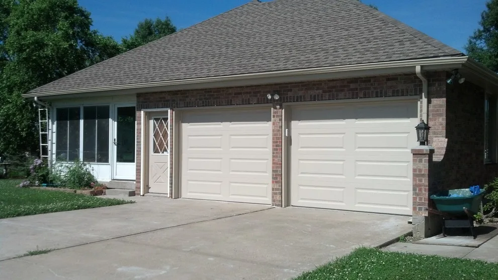 Premium Classic Collection Series by Royal Garage Door - Photo 2