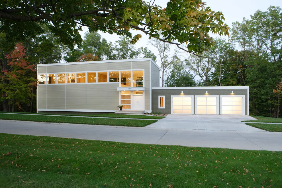 Avante Series by Clopay by Pat's Garage Doors - Photo 10