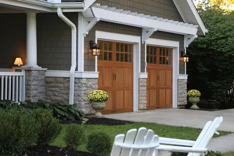 Clopay Overhead Doors by Northside Overhead Doors Inc. - Photo 8