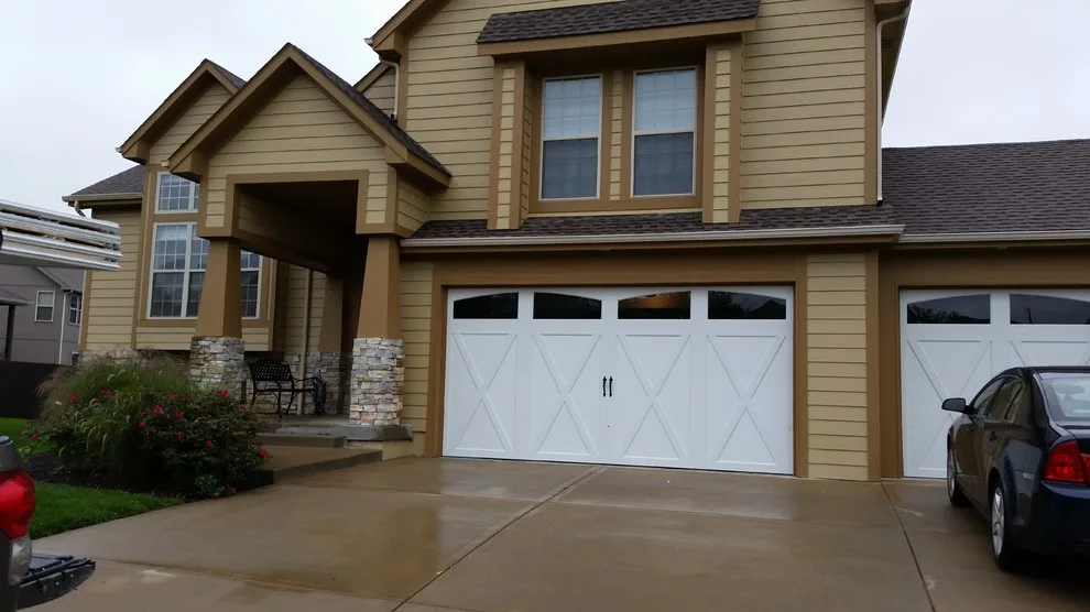 Coachman Curations by Royal Garage Door - Photo 6
