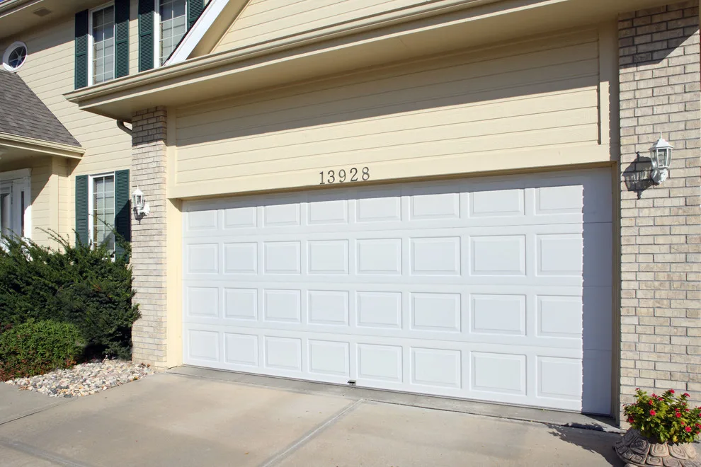 Omaha Door & Window - Photo 10