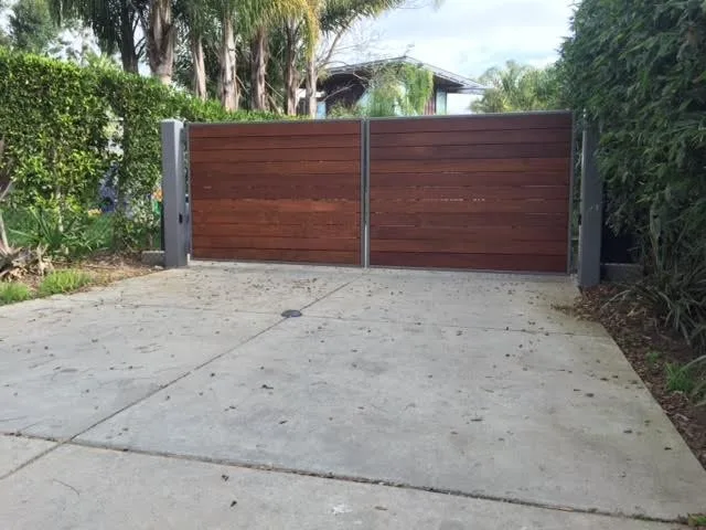 Gates Doors & Ironworks - Photo 2