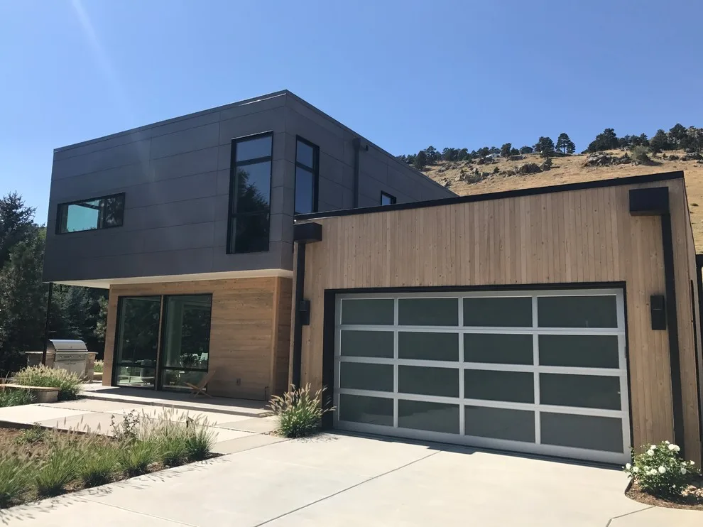 Modern Garage Doors by American Garage Door And Gate Systems - Photo 15