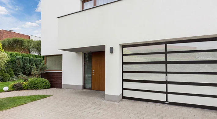 Renner Garage Door - Photo 13