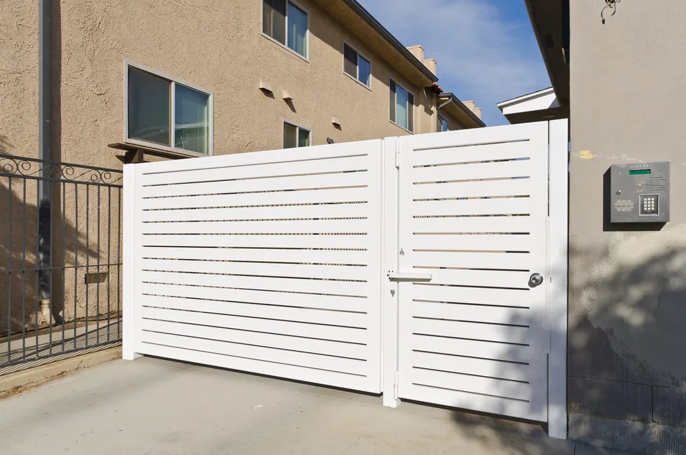 Pacific Garage Doors & Gates - Photo 6