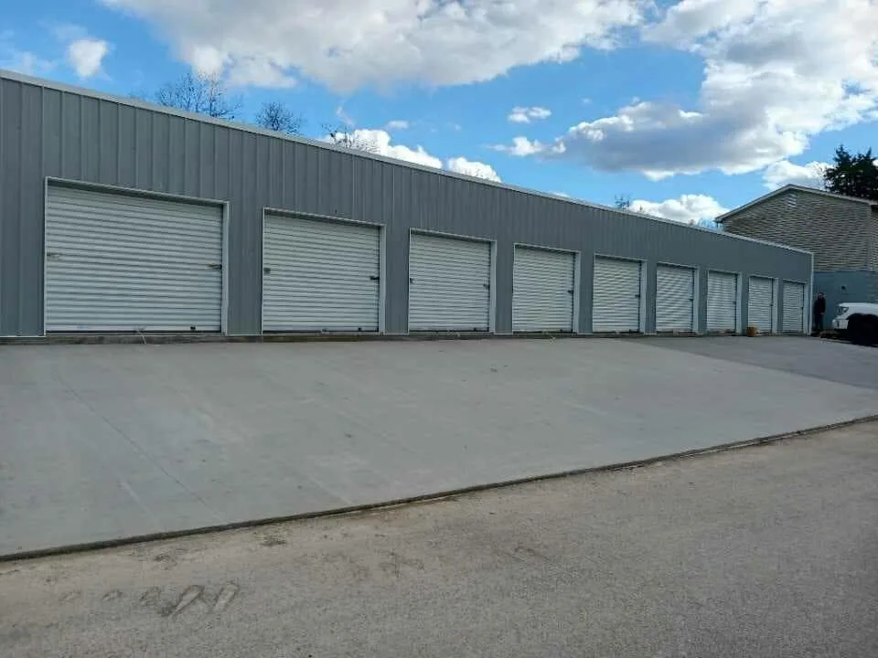 BUSINESS GARAGES by Cumberland Door Co. Ohio, LLC - Photo 6