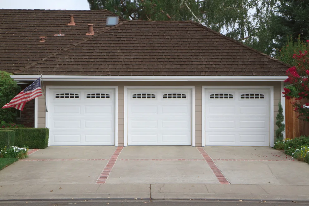 Phoenix Garage Door Inc. - Photo 2