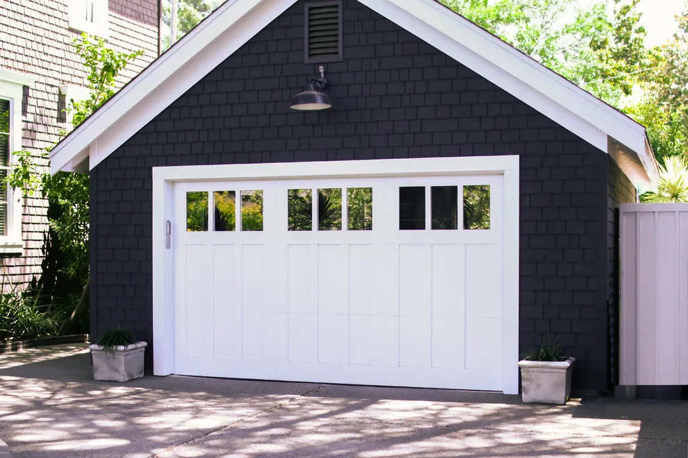 RW Garage Doors, Inc. - Photo 4
