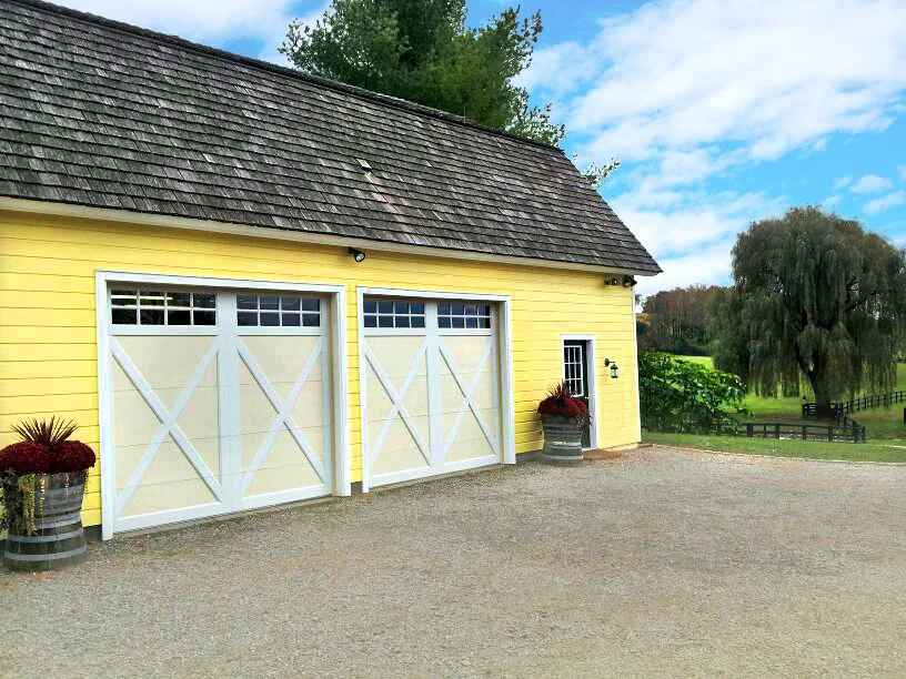 Distinctive Collection (Personalized Garage Doors) by Raynor Garage Doors - Photo 13