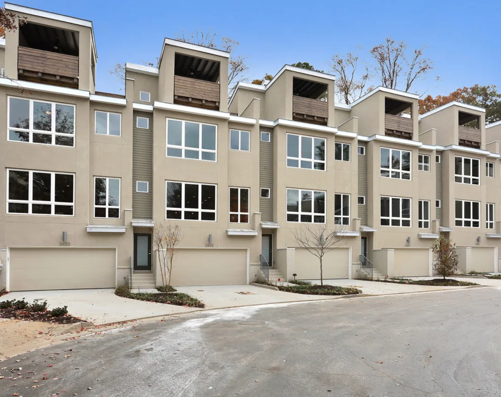 Flush - Solid Finish by Doorsmith Inc. - Photo 10