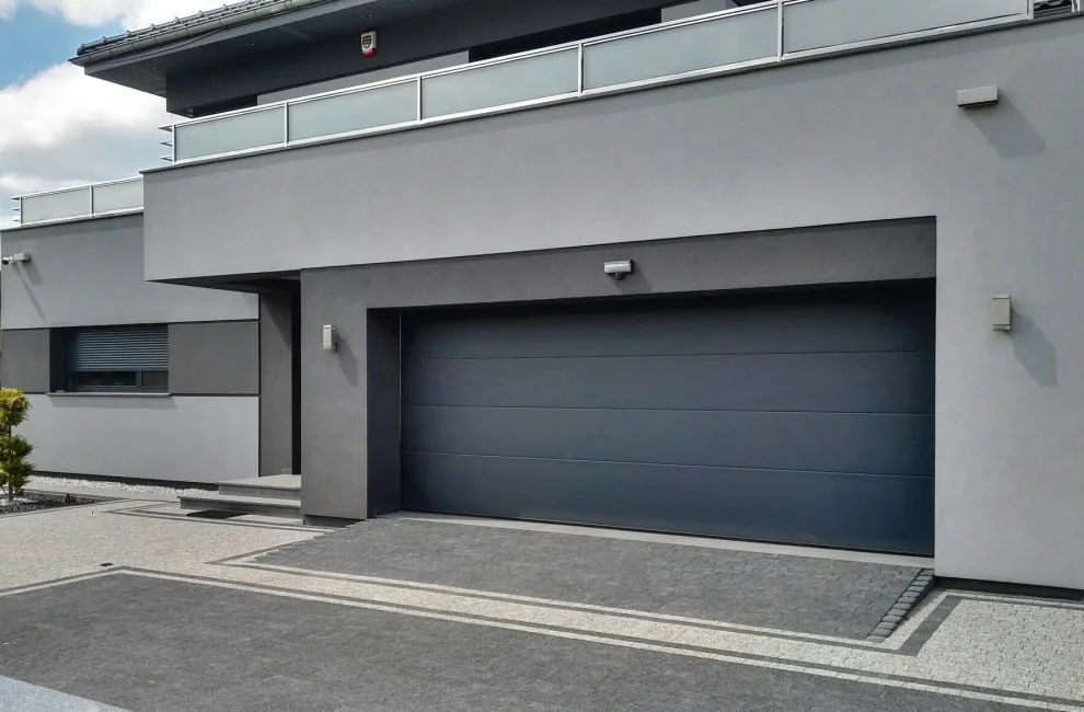 Flush - Solid Finish by Doorsmith Inc. - Photo 4