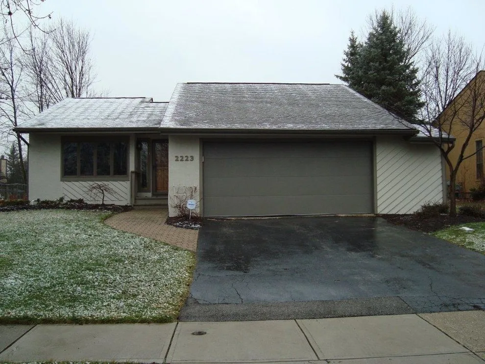 Flush Surface by Sholes Overhead Door Inc - Photo 15
