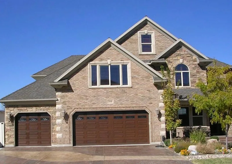 Farmer Garage Door - Photo 2