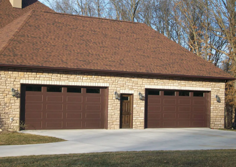 Glenn's Garage Doors - Photo 4