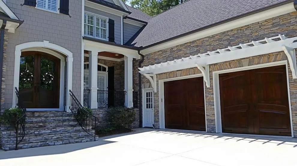 Garage Door Specialist - Photo 9