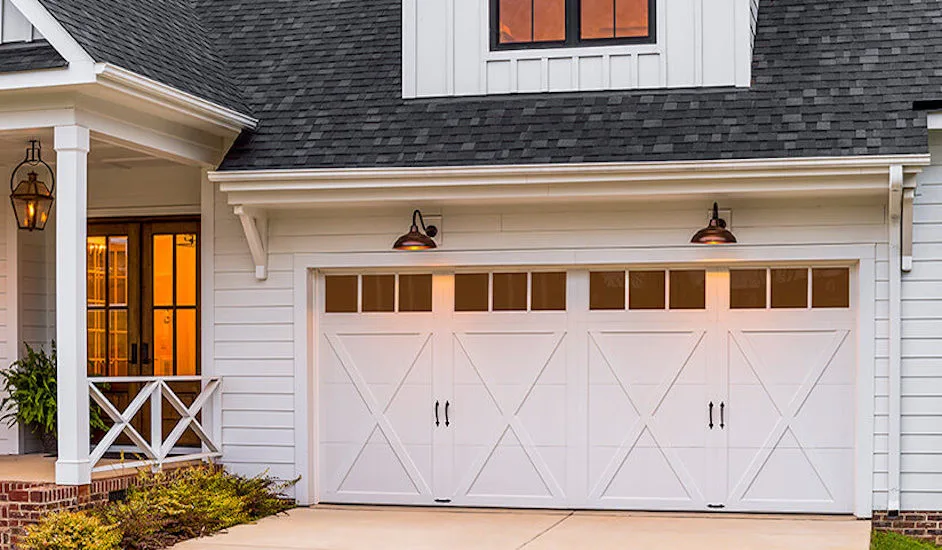 Jonathan's Garage Door - Photo 4