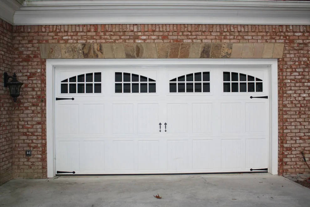 Graves Overhead Doors - Photo 8