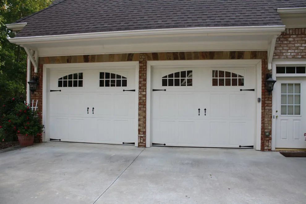 Graves Overhead Doors - Photo 12