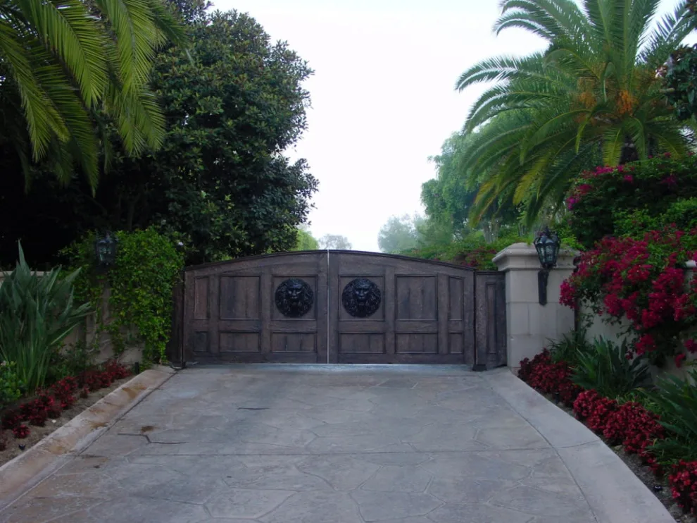 Barriers by Radford Doors & Gates - Photo 12