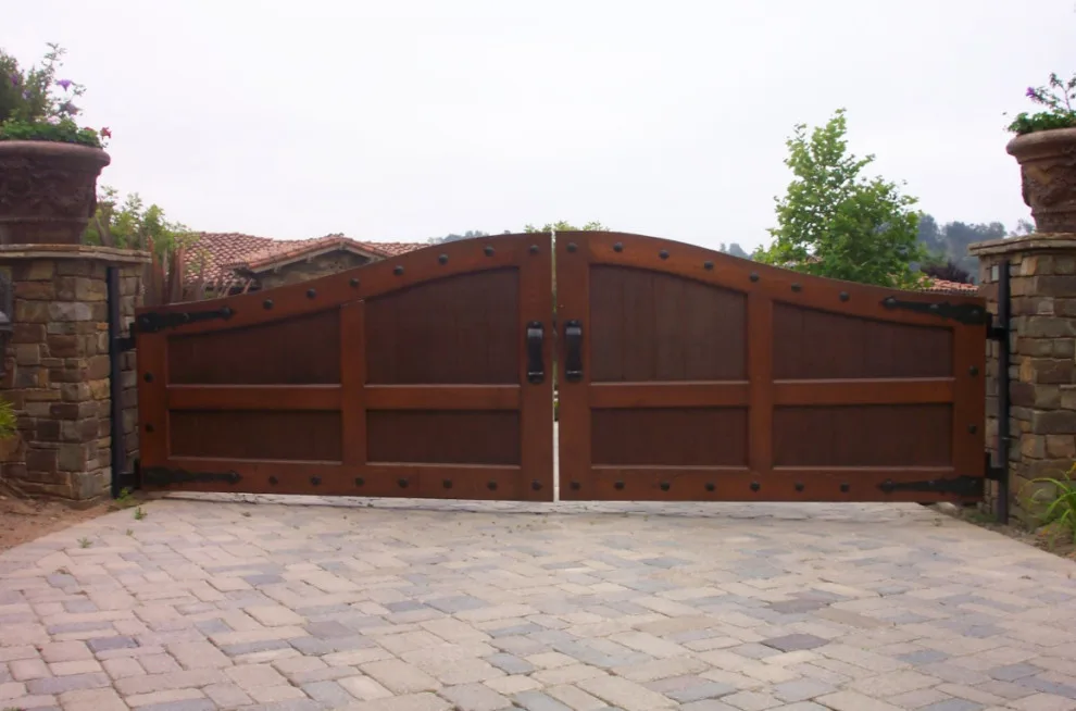 Barriers by Radford Doors & Gates - Photo 9