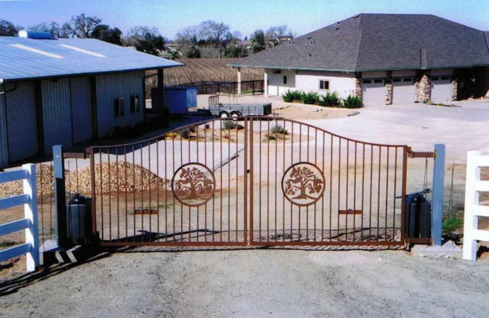 Robbins' Quality Garage Doors - Photo 5