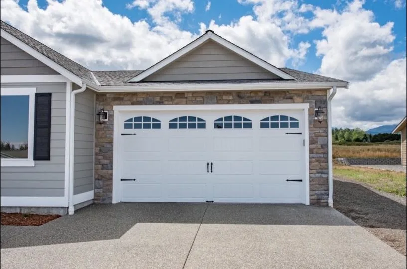 Installation Showcase by Kitsap Garage Door Co. - Photo 10