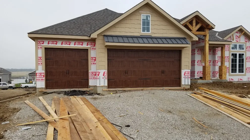 Q1 2018 by Royal Garage Door - Photo 18